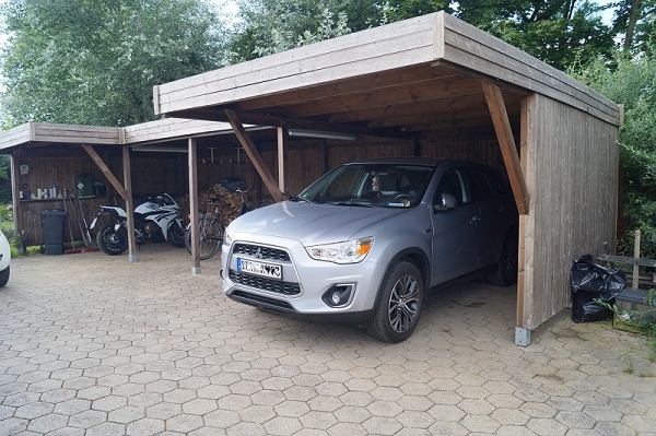 viel Stellpl�tze, Carport Einfamilienhaus Balje