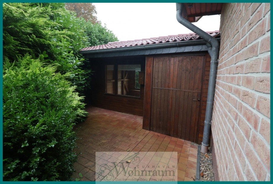 Gartenhaus mit Durchgang zum Garten Einfamilienhaus Padingb�ttel