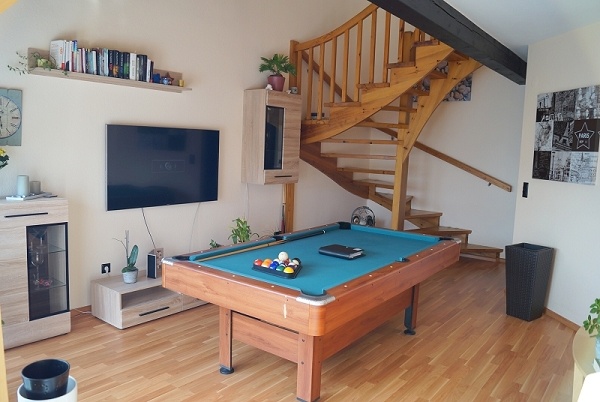helles Wohnzimmer Maisonettewohnung Cuxhaven