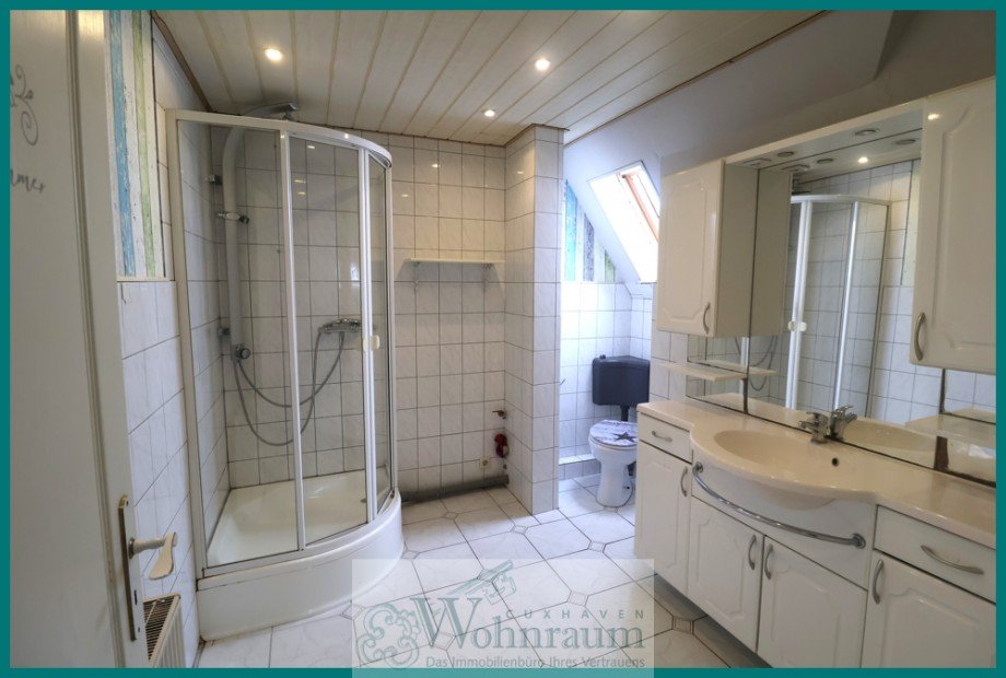 Badezimmer OG Einfamilienhaus Cadenberge