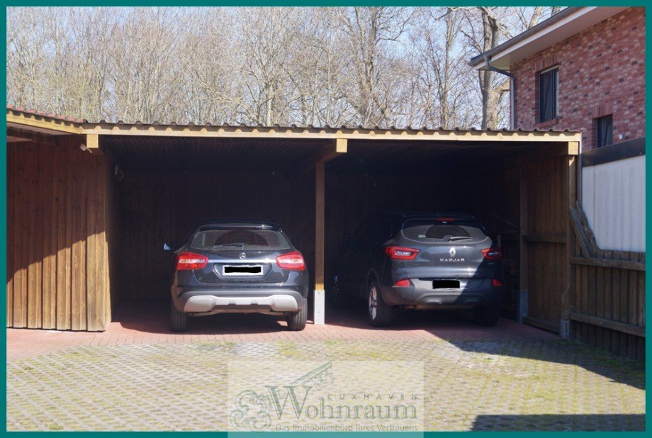 Carport links Reihenmittelhaus Cuxhaven
