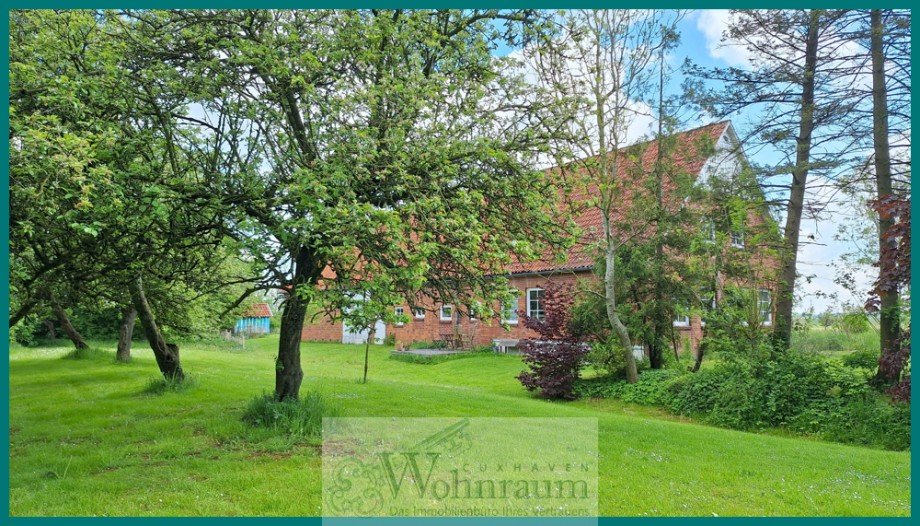 idyllischer Blick durch die Obstb�ume Resthof Balje