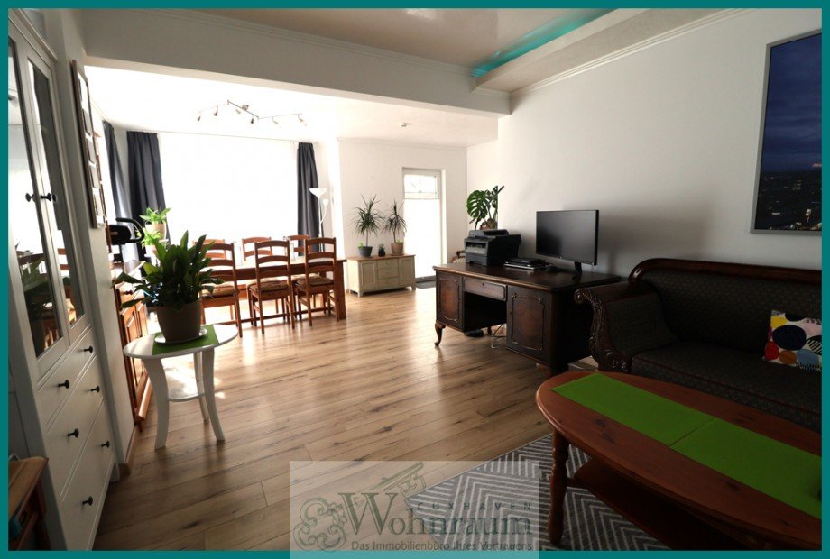 Wohnzimmer -Essbereich Einfamilienhaus Tarmstedt
