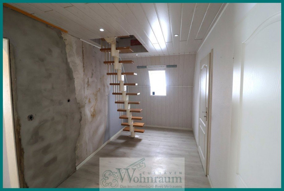 Treppe zum Spitzboden Einfamilienhaus Cadenberge
