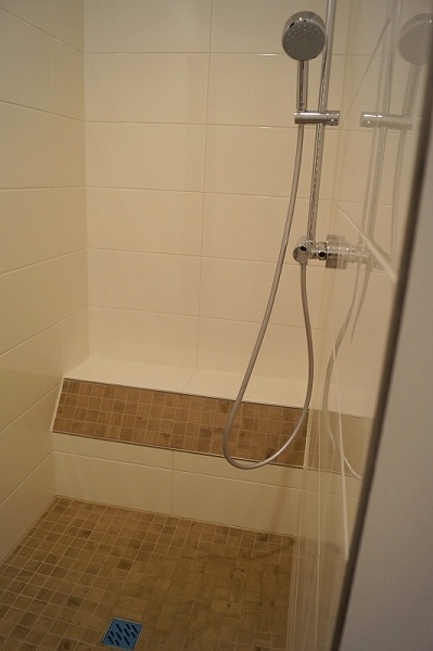 Dusche EG links Mehrfamilienhaus Cuxhaven