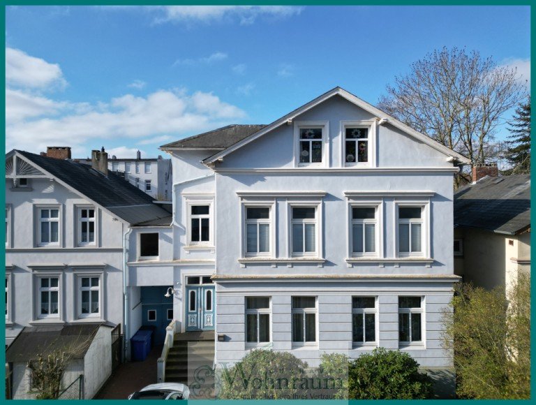  Cuxhaven Mehrfamilienhaus Sichern Sie Ihre Altersvorsorge mit einem stilvollem Mehrfamilienhaus im beliebten Lotsenviertel.