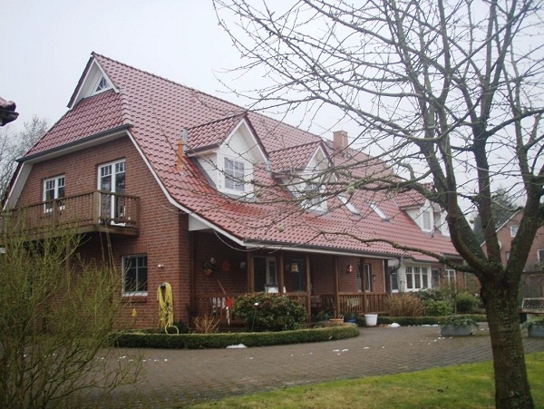 Ansicht 1 Wingst Mehrfamilienhaus Landhaus mit 3 Wohneinheiten in ruhiger Lage auch f�r Pferdeliebhaber geeignet!