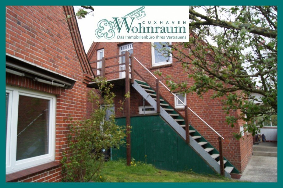 Haus 2 Treppe zur Einliegerwohnung Einfamilienhaus Wischhafen