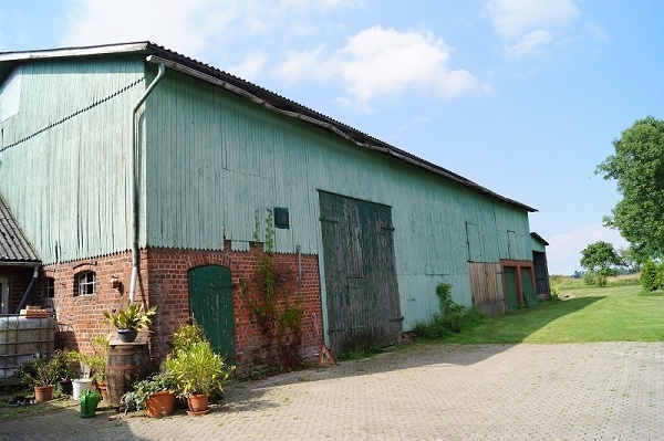 gro�e Scheune Einfamilienhaus Nordleda