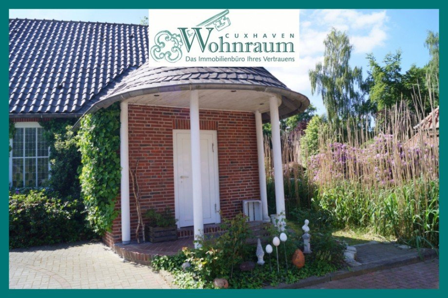 vordere Ansicht Einfamilienhaus Wanna