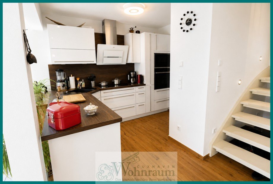 moderne K�che mit kl. Abstellraum Einfamilienhaus Cuxhaven / Altenwalde