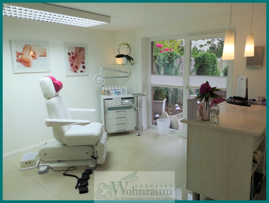 Fu�pflegepraxis EG Zweifamilienhaus Cuxhaven
