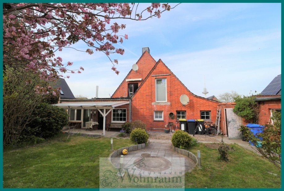 Gartenansicht Zweifamilienhaus Cuxhaven