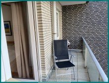 gro�er Balkon... Etagenwohnung, nur wenige Schritte bis zum Wasser, Fahrstuhl im Haus