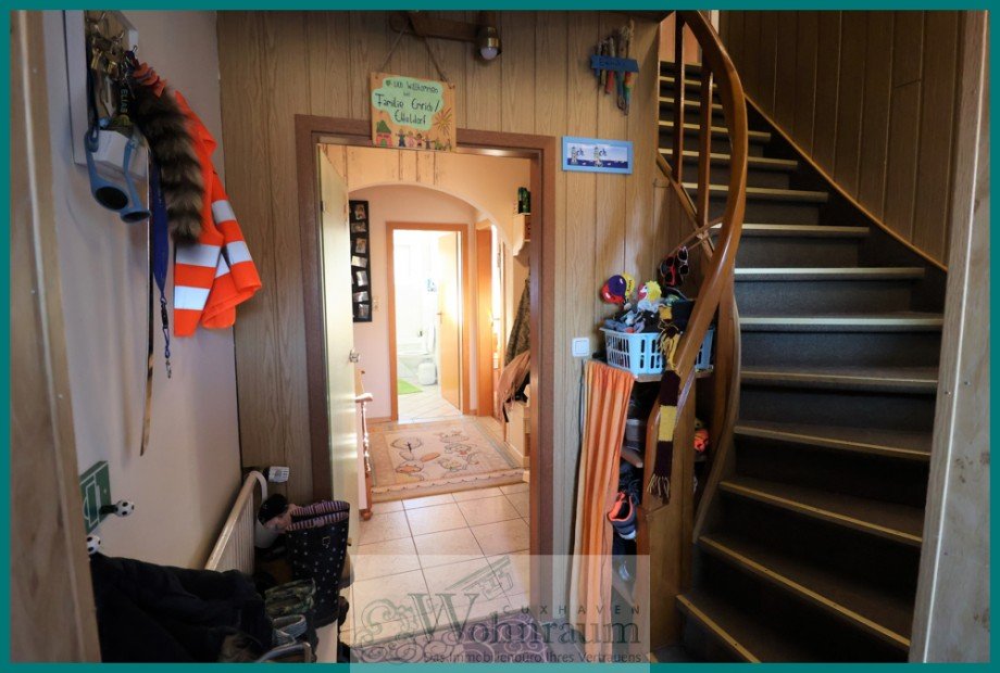 Treppe zum Dachgeschoss Einfamilienhaus Wurster Nordseek�ste
