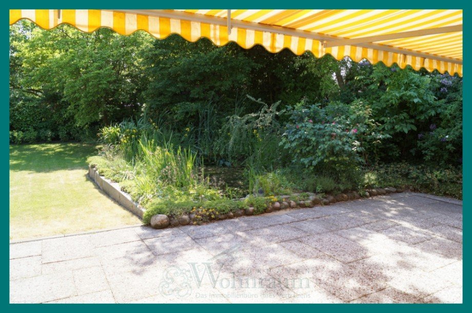 Blick zum Teich in den Garten Einfamilienhaus Cuxhaven / D�se