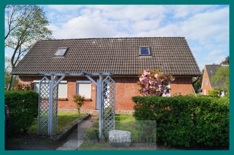 Stra�enansicht Nordleda Einfamilienhaus Hammerpreis......Kleines Handwerkerhaus mit pflegeleichtem Garten in Nordleda