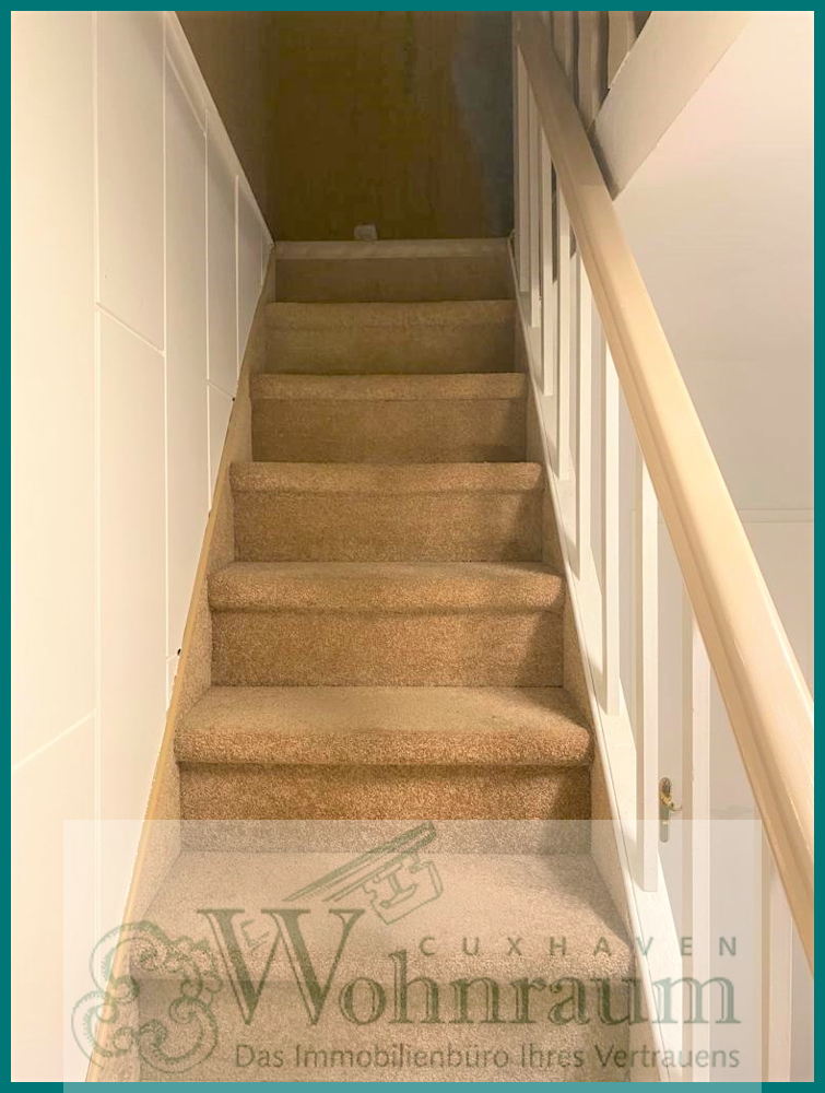 Treppe zum 2.OG Reiheneckhaus Cuxhaven / S�derwisch