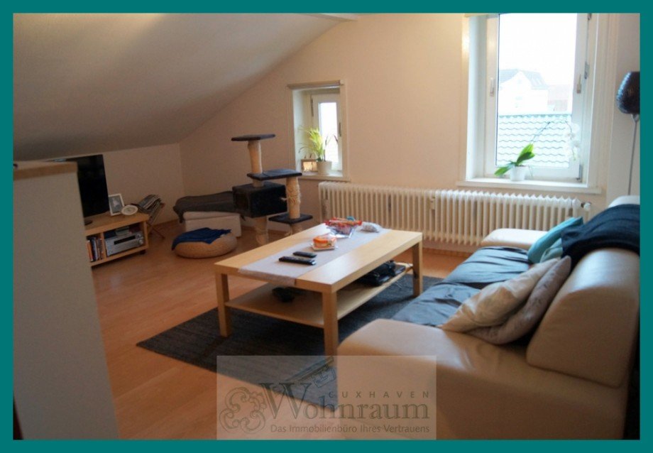 gem�tliches Wohnzimmer Dachgeschosswohnung Cuxhaven