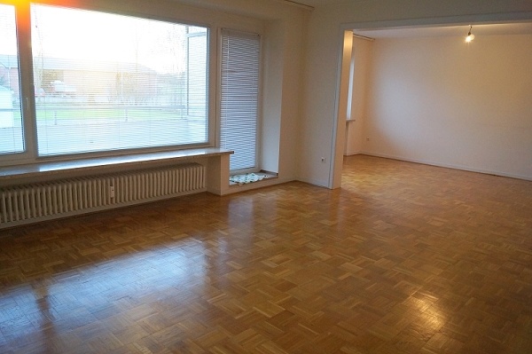 gro�es Wohnzimmer Etagenwohnung Cuxhaven