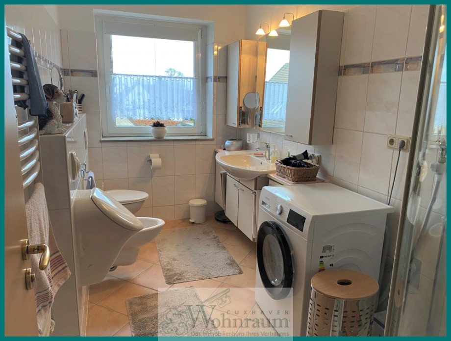 helles Bad Etagenwohnung Cuxhaven / D�se