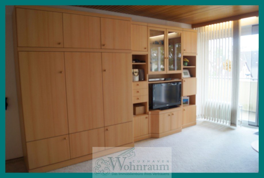 Wohnwand mit ausziehbarem Bett Etagenwohnung Cuxhaven
