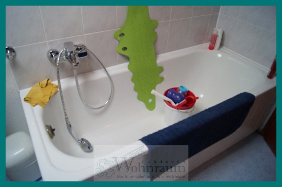 mit Badewanne Dachgeschosswohnung Cuxhaven