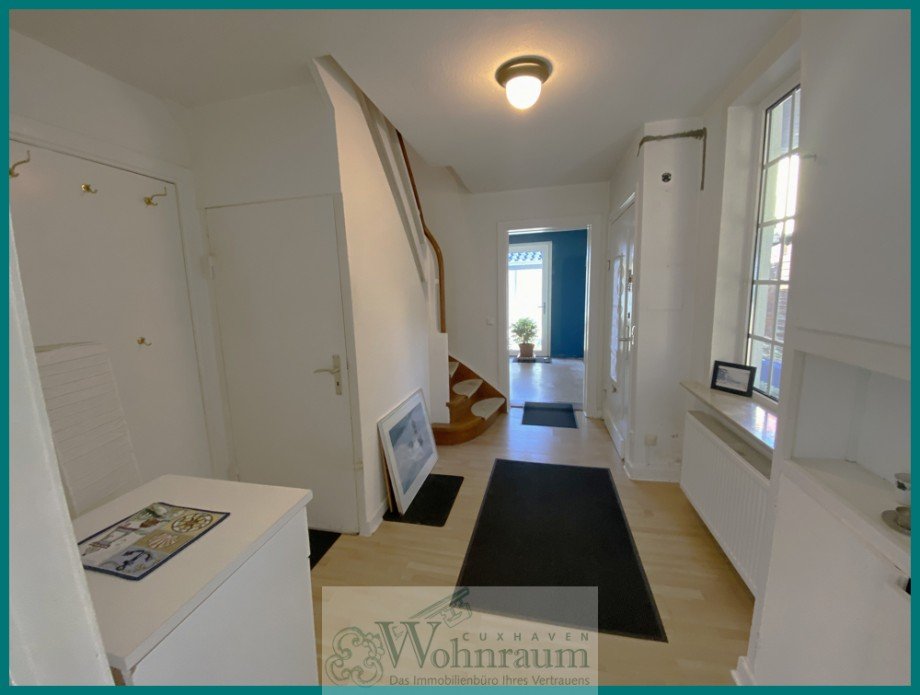 Flur, Blick in die K�che Einfamilienhaus Cuxhaven
