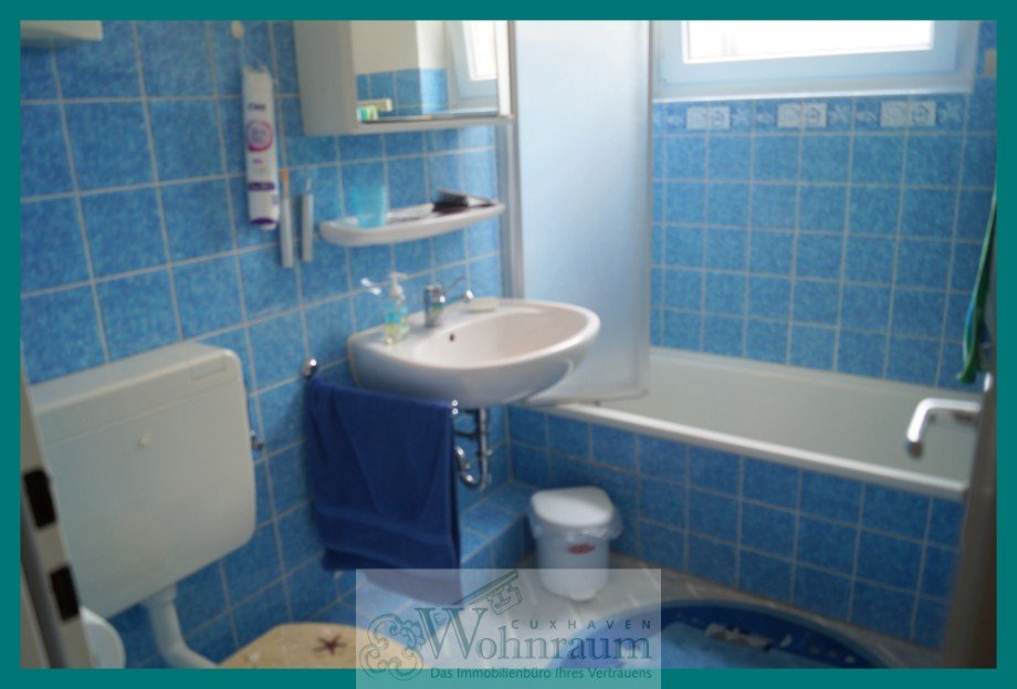 Bad mit Badewanne... Etagenwohnung Cuxhaven